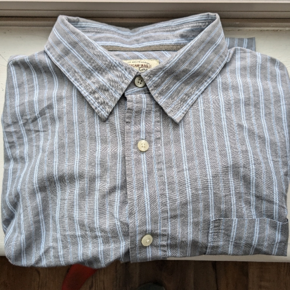 Free 📦 American Rag Gray Striped Men's Shirt